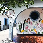 World Hostel - Canasvieiras